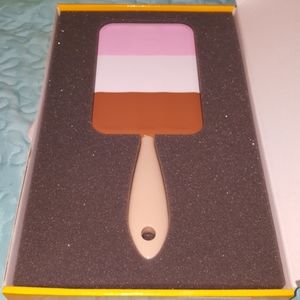 Jeffree Star Neapolitan Mirror